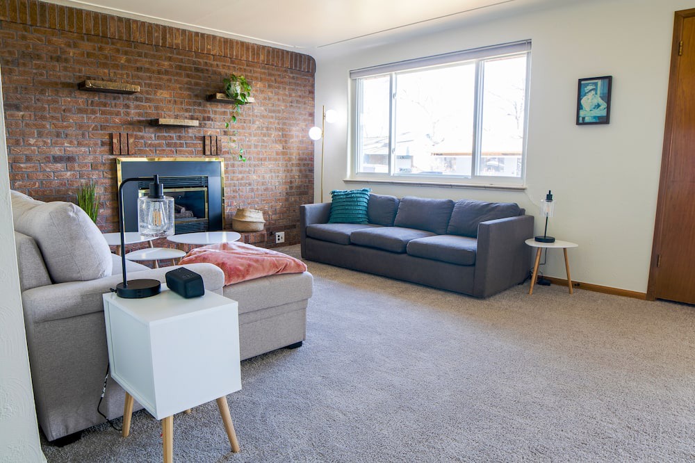 Photo of Livingroom in Lamar Heights Area