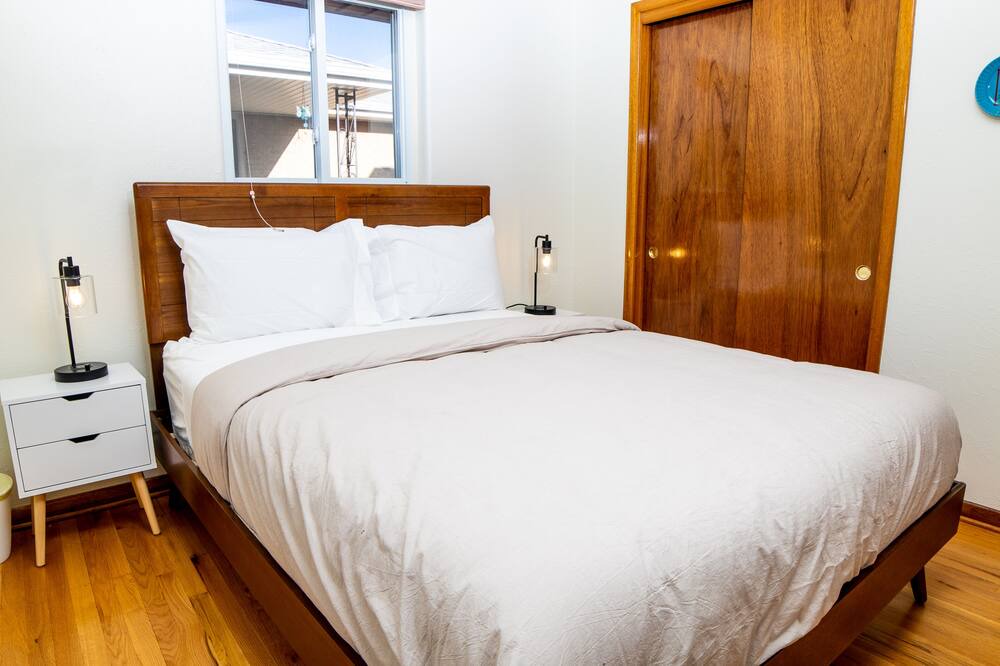 Photo of Bedroom in Lamar Heights Area