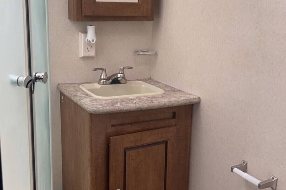Photo of Bathroom in Flint