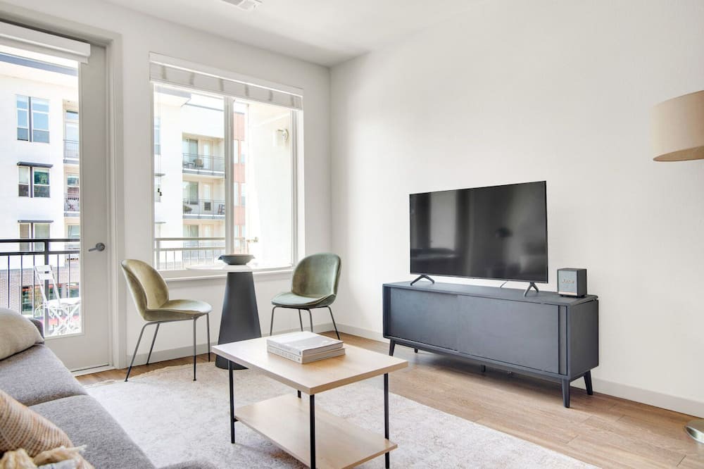 Photo of Livingroom in West Colfax