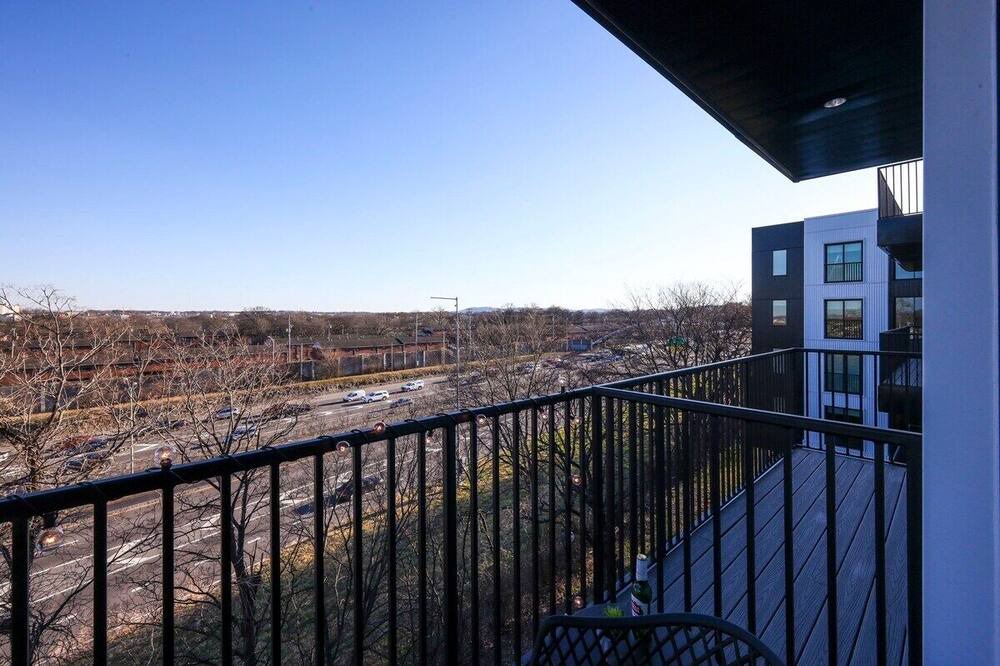 Photo of Outdoor in Rolling Mill Hill