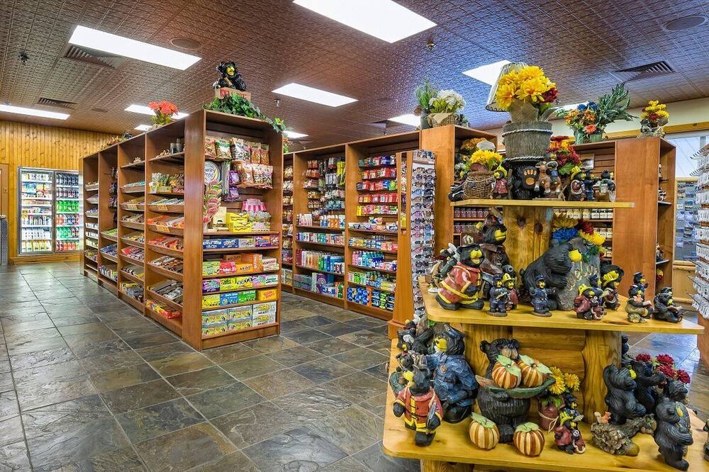 Photo of Others in Gatlinburg
