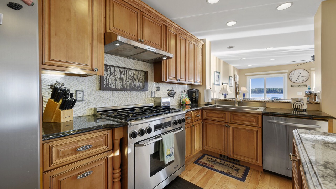 Photo of Kitchen in Piney Island