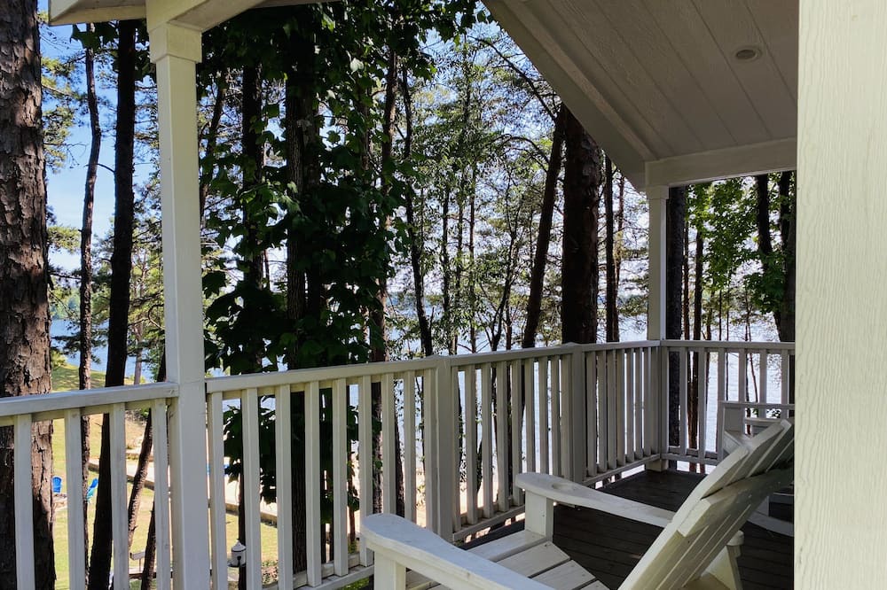 Photo of Outdoor in Steele Creek