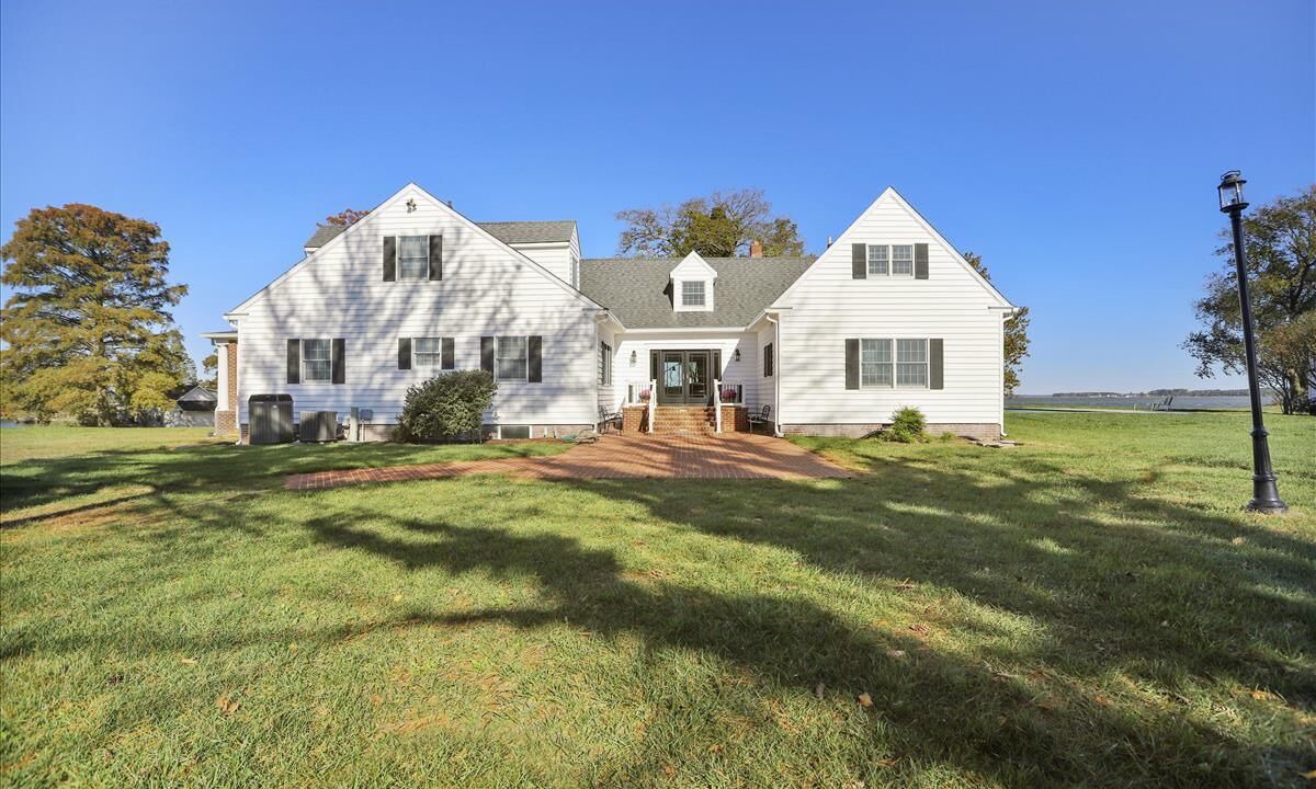Photo of Outdoor in Secretary