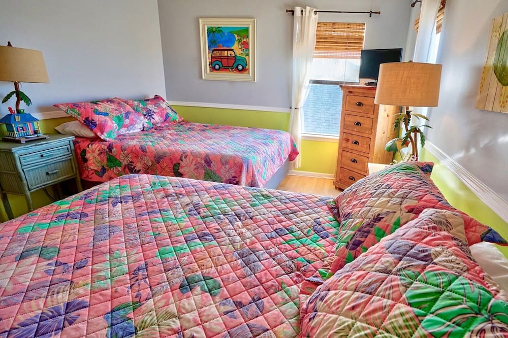 Photo of Bedroom in Gulf Shores