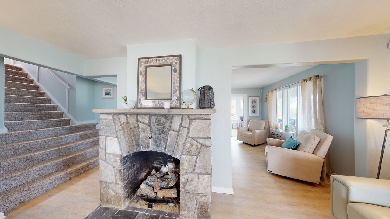 Photo of Livingroom in Huron