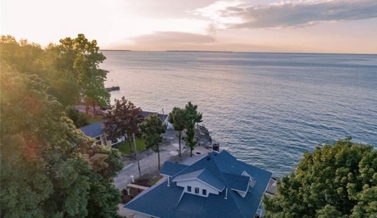 Photo of Outdoor in Huron
