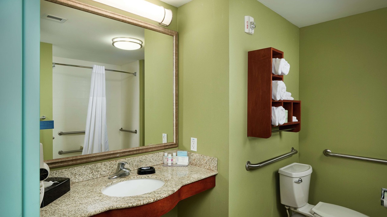 Photo of Bathroom in Bermuda Run