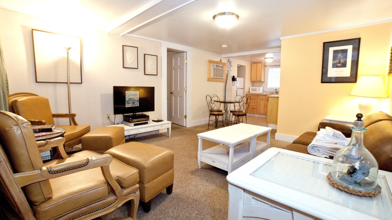 Photo of Livingroom in Savannah Beach