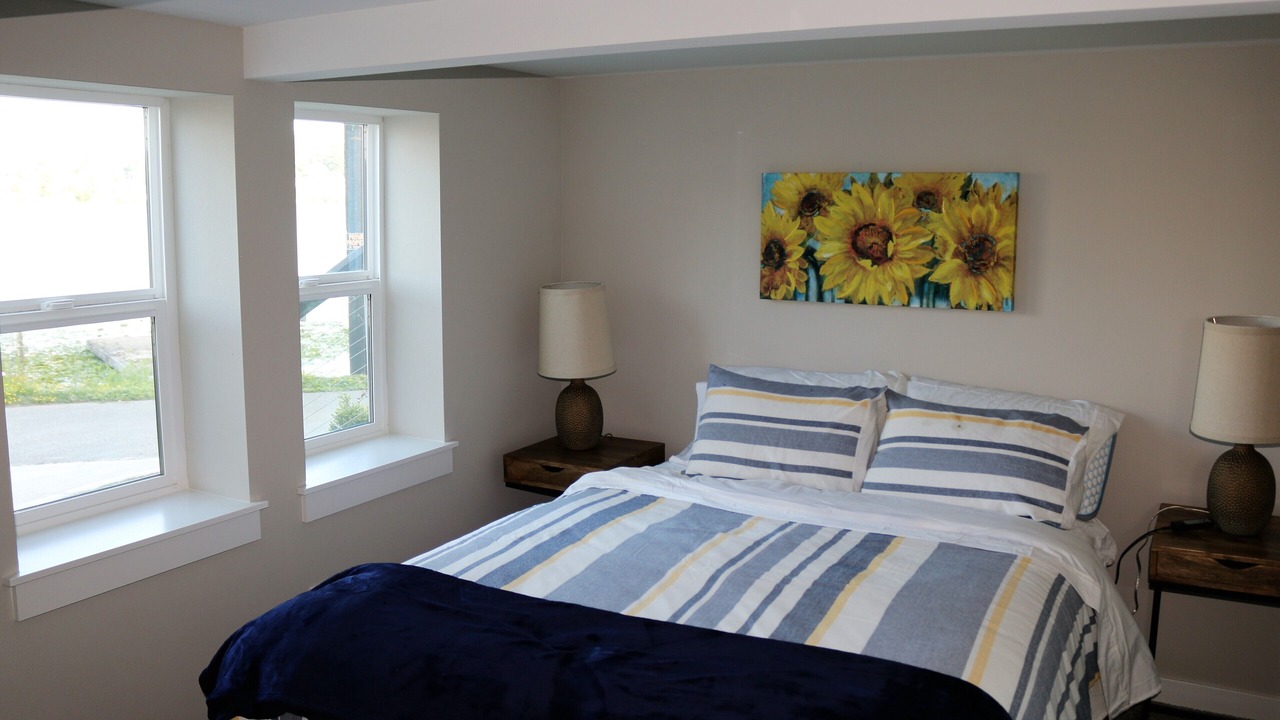 Photo of Bedroom in Silver Lake