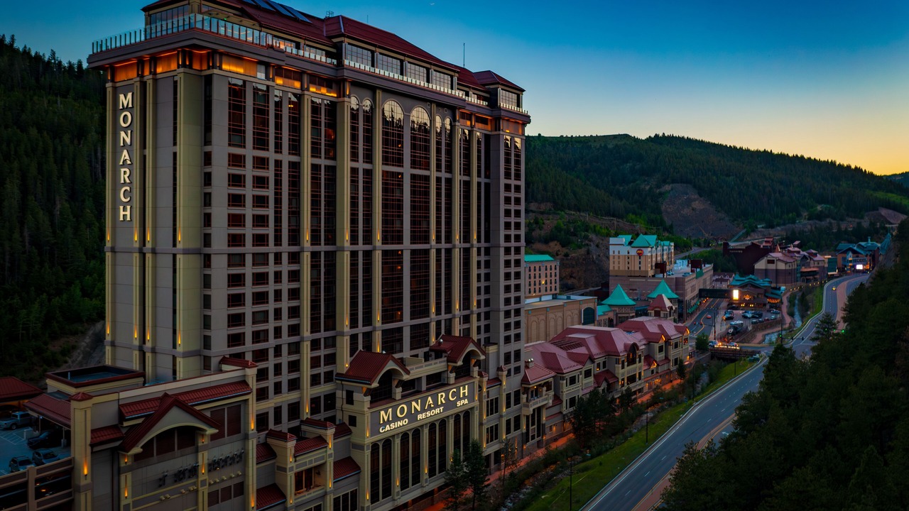 Photo of Outdoor in Black Hawk