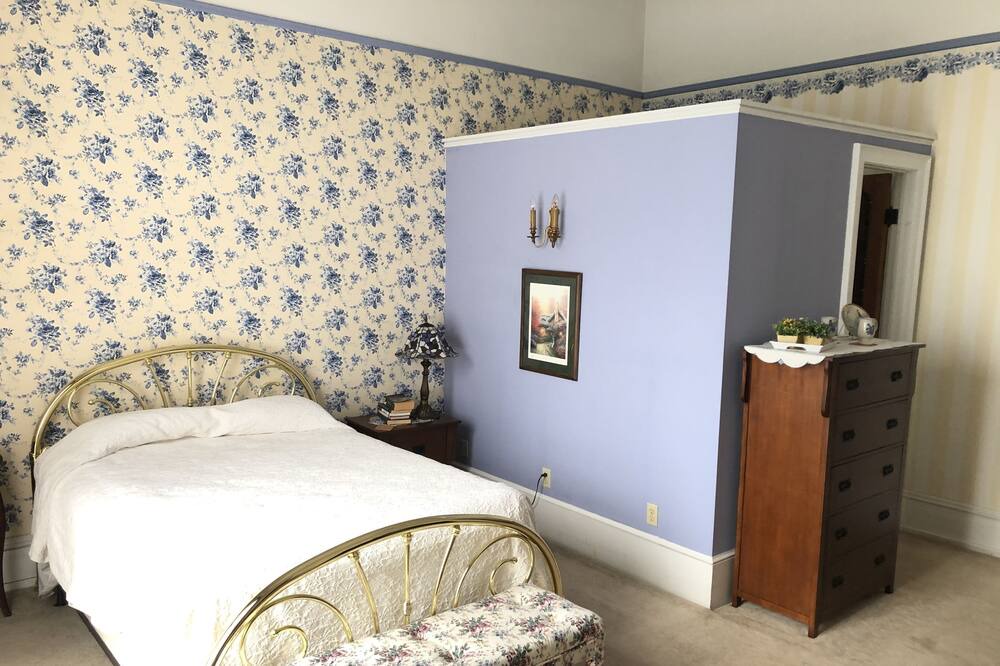 Photo of Bedroom in Barton