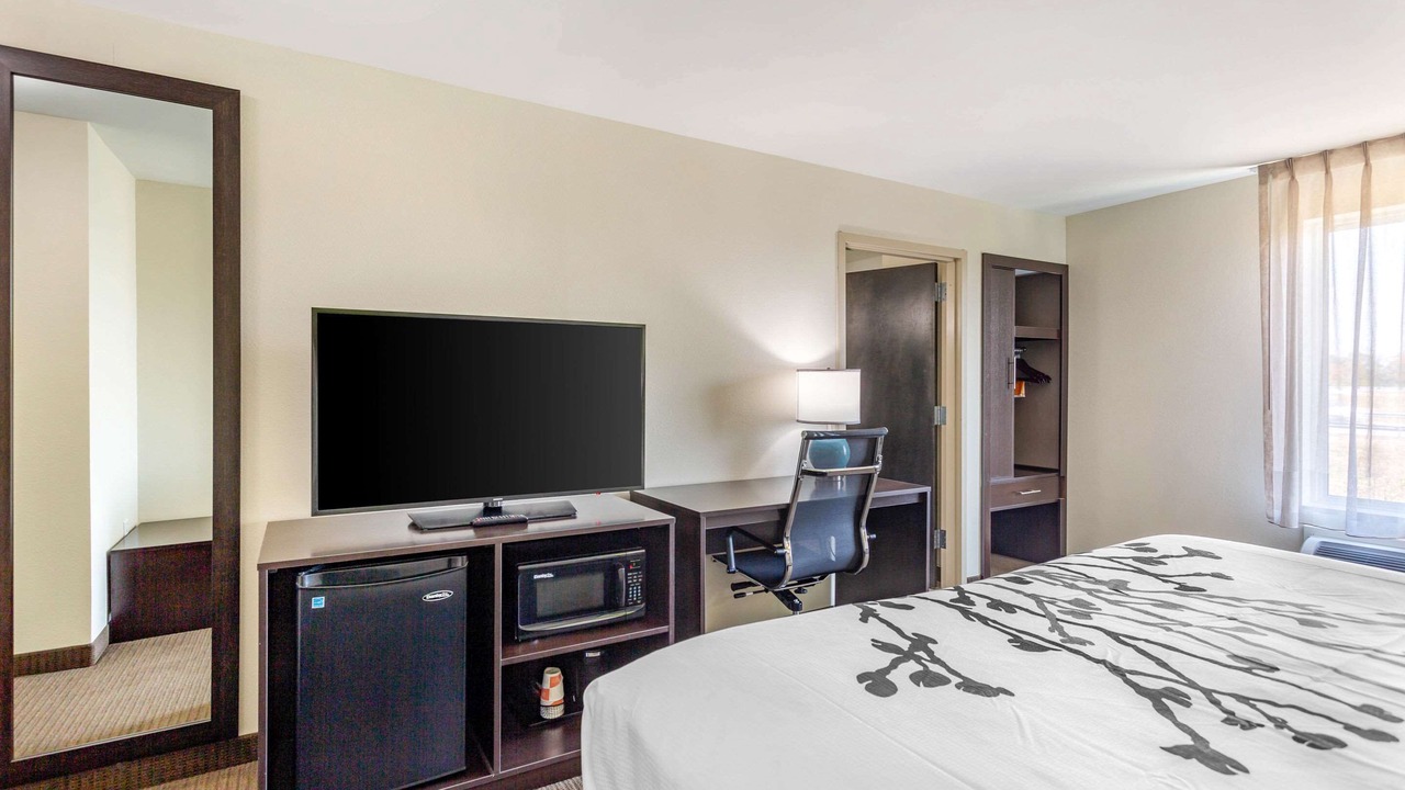 Photo of Bedroom in Gallatin