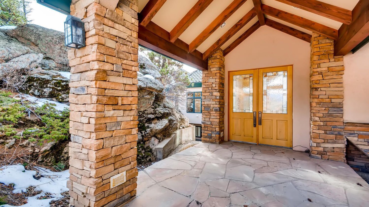 Photo of Outdoor in Evergreen West Central