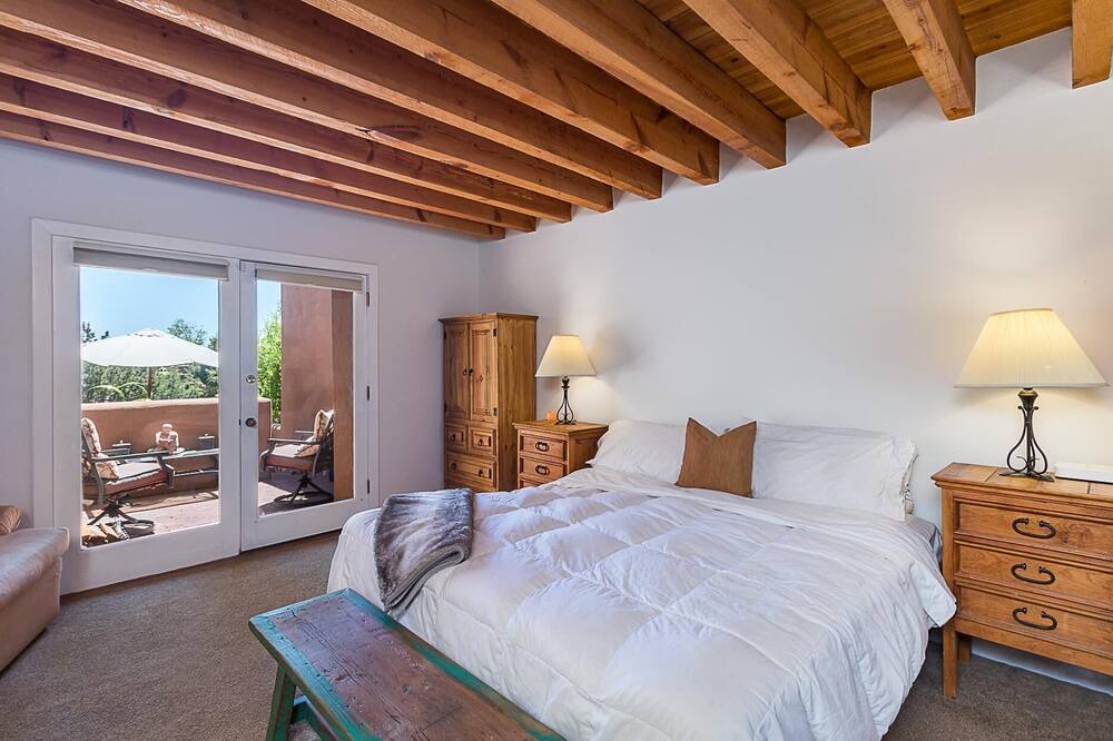 Photo of Bedroom in Nambe Pueblo