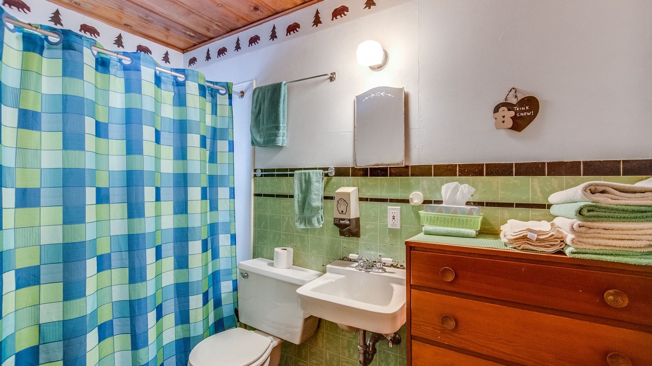 Photo of Bathroom in Cloudcroft