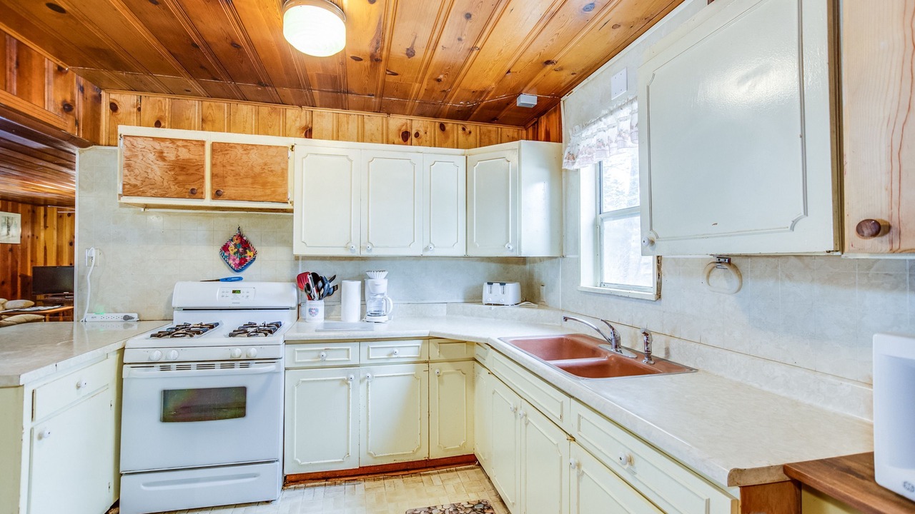 Photo of Kitchen in Cloudcroft