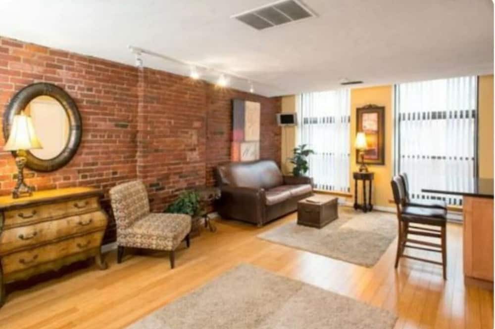 Photo of Bedroom in North End