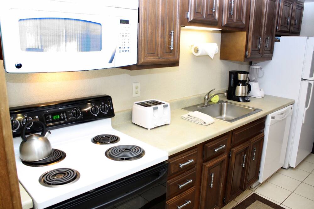 Photo of Kitchen in Peak 8
