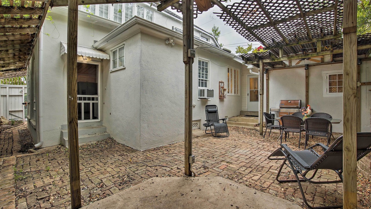 Photo of Outdoor in West End