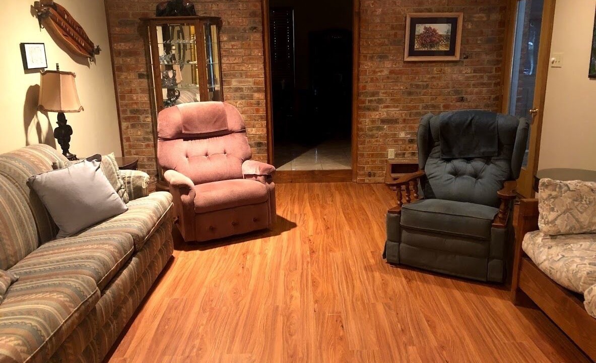 Photo of Livingroom in Smith County