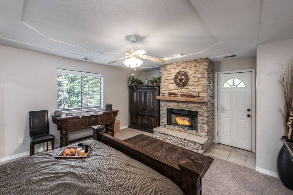 Photo of Livingroom in Ruidoso