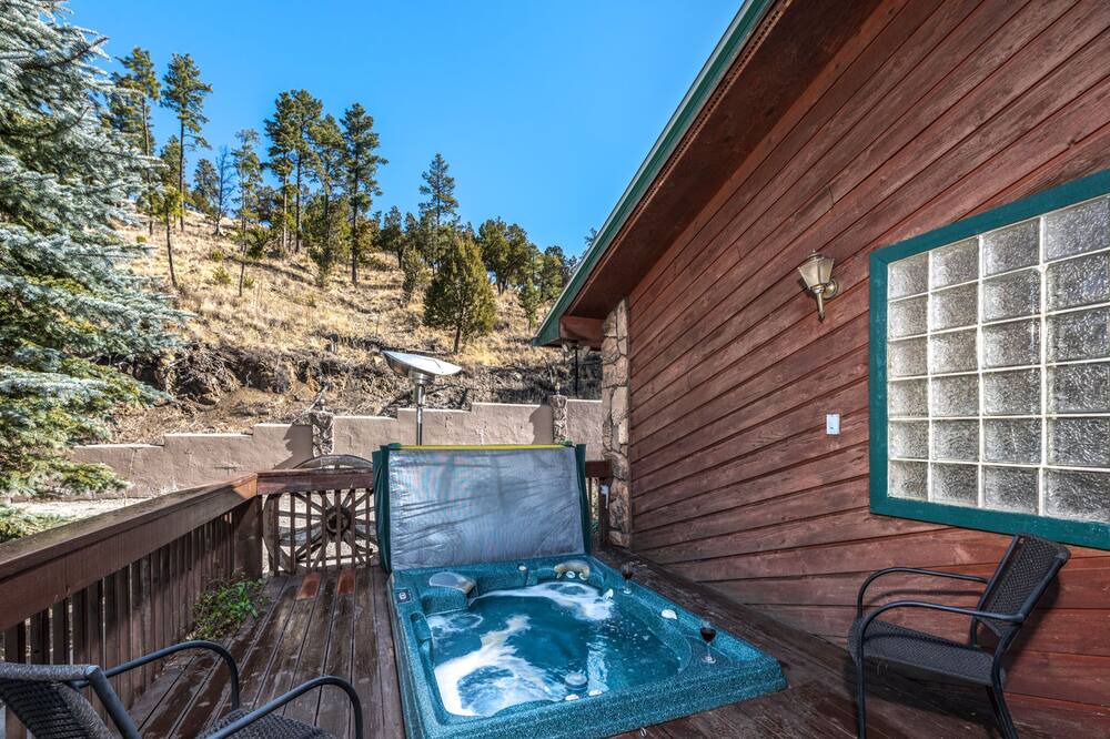 Photo of Bathroom in Ruidoso