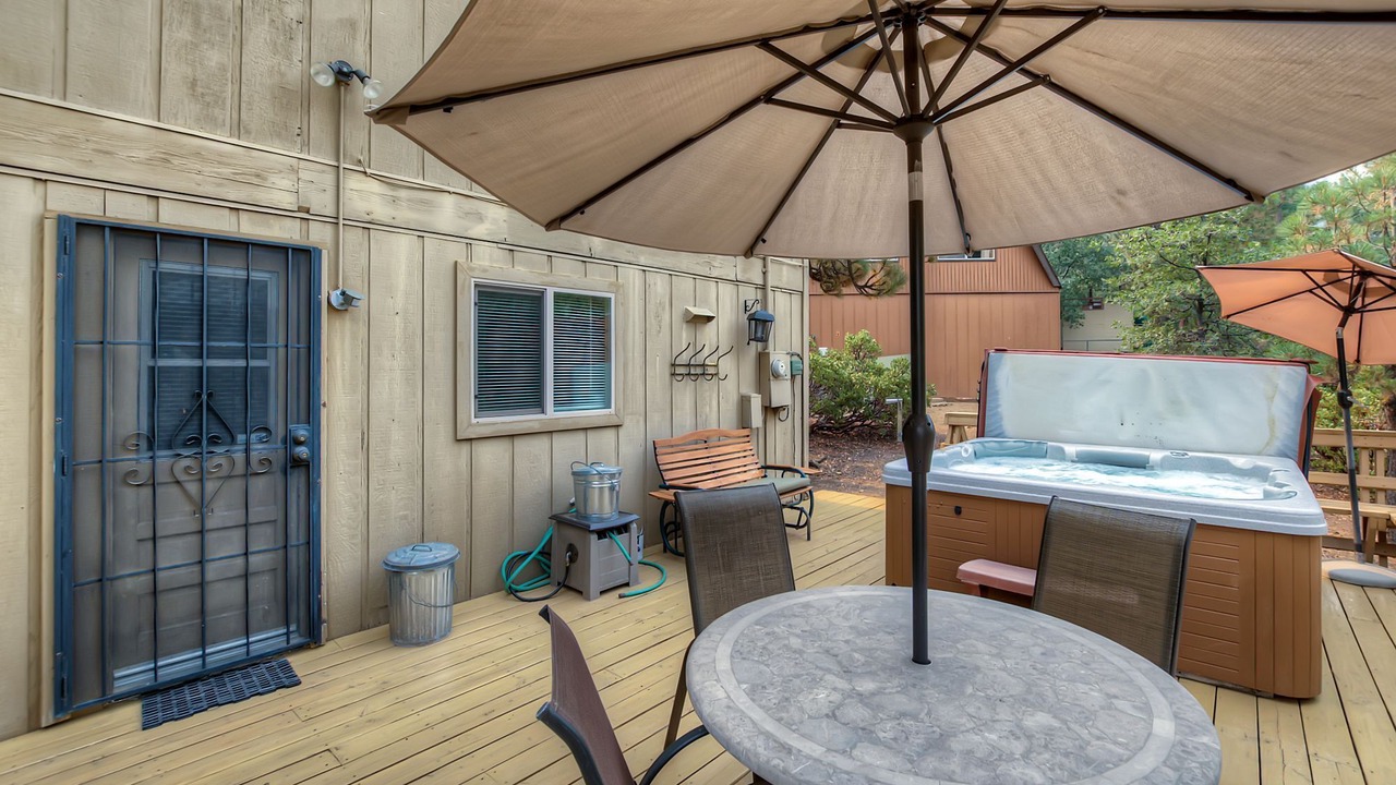 Photo of Outdoor in Summit Estates