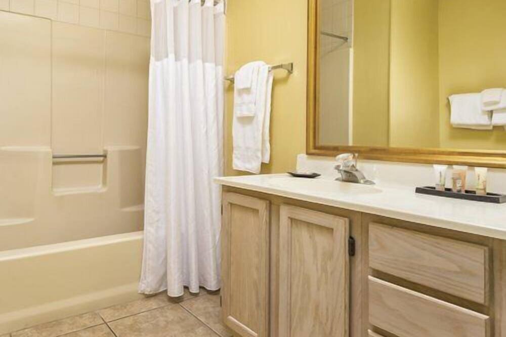 Photo of Bathroom in Pagosa Meadows IV
