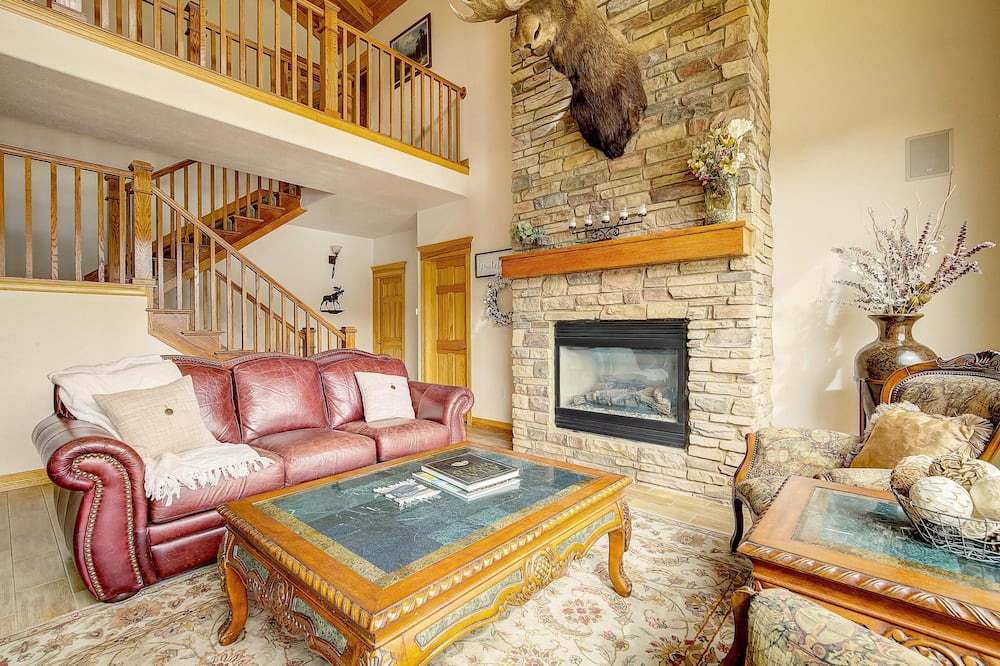 Photo of Livingroom in Morrison