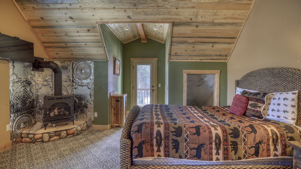 Photo of Bedroom in San Juan River Village