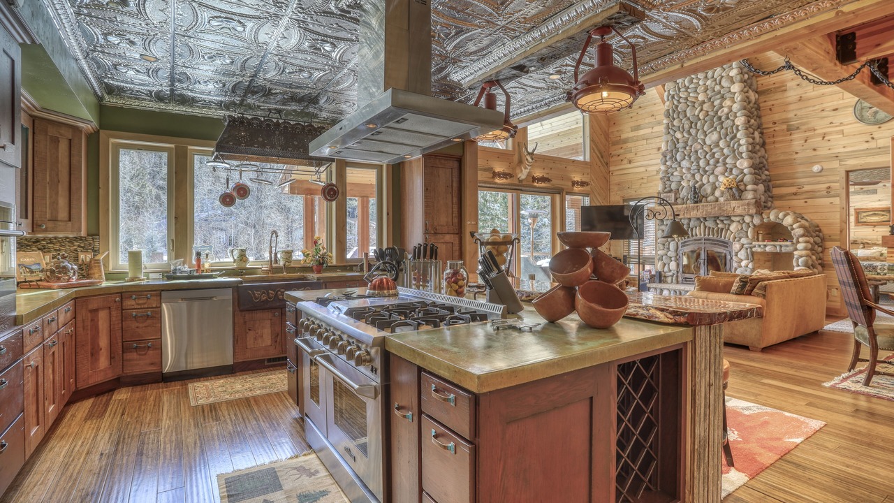 Photo of Kitchen in San Juan River Village