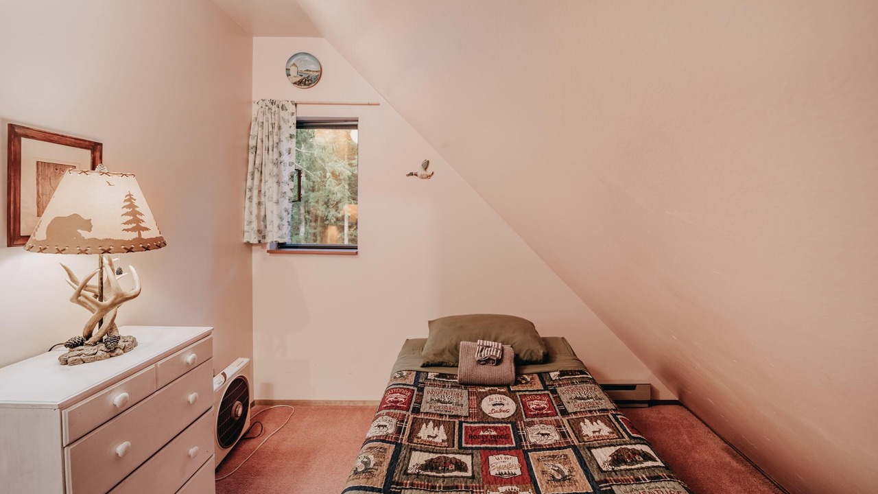 Photo of Livingroom in Maple Falls