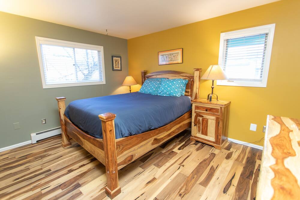 Photo of Bedroom in Central Boulder
