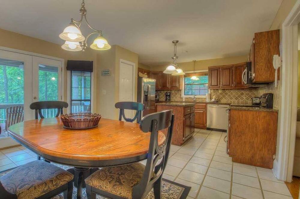 Photo of Kitchen in Blairsville