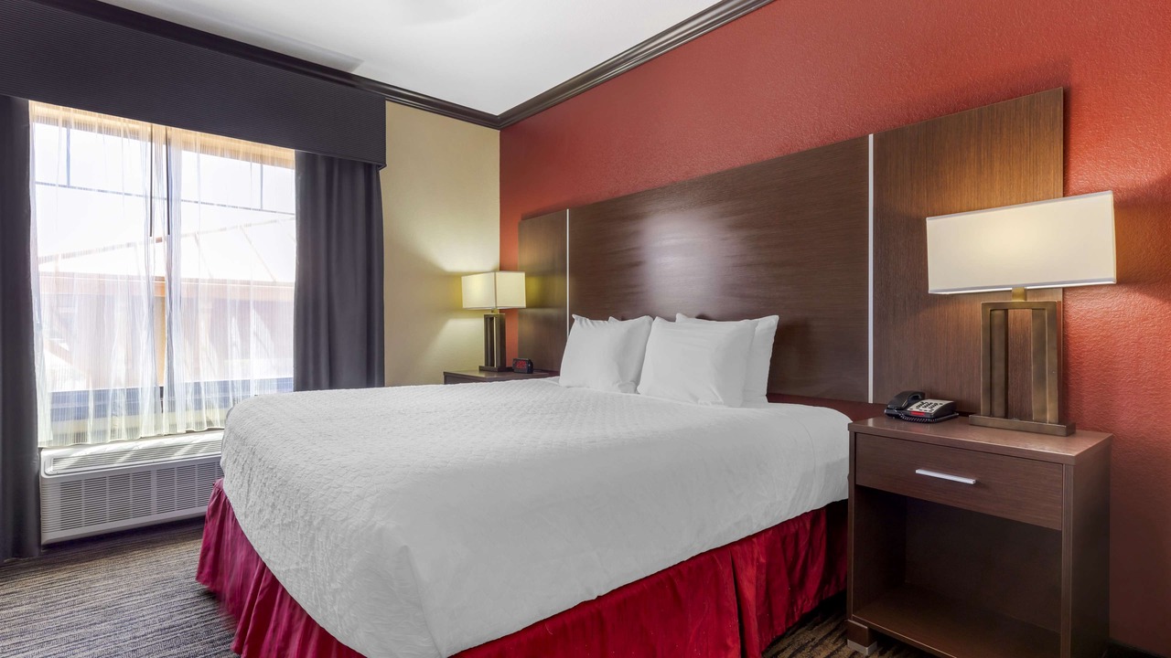 Photo of Bedroom in Center