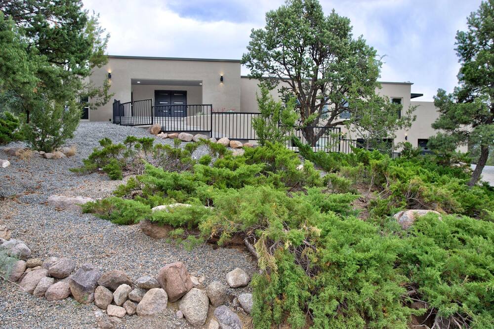 Photo of Outdoor in Sandia Heights North