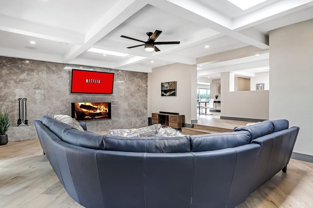 Photo of Livingroom in Sandia Heights North