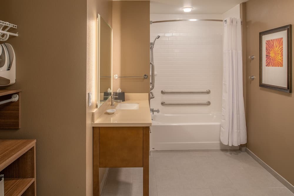 Photo of Bathroom in Hillsboro