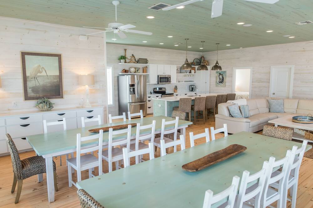 Photo of Livingroom in Sand Point
