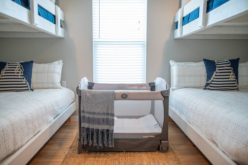 Photo of Bedroom in Sand Point