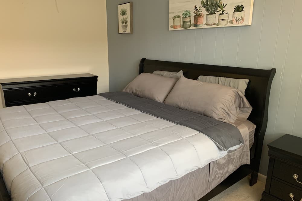 Photo of Bedroom in Riverside Park