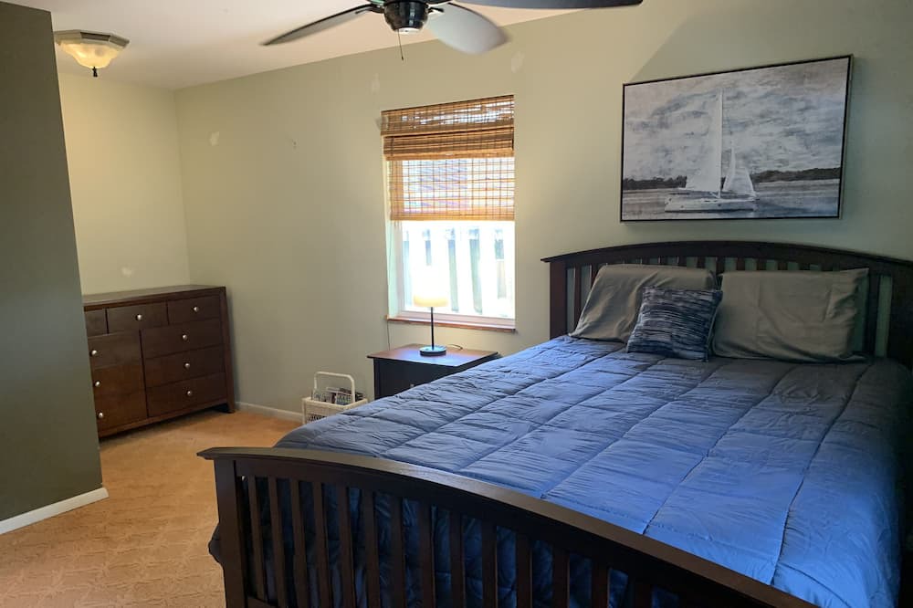Photo of Bedroom in Riverside Park