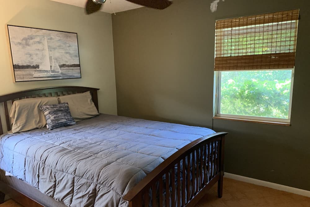 Photo of Bedroom in Riverside Park