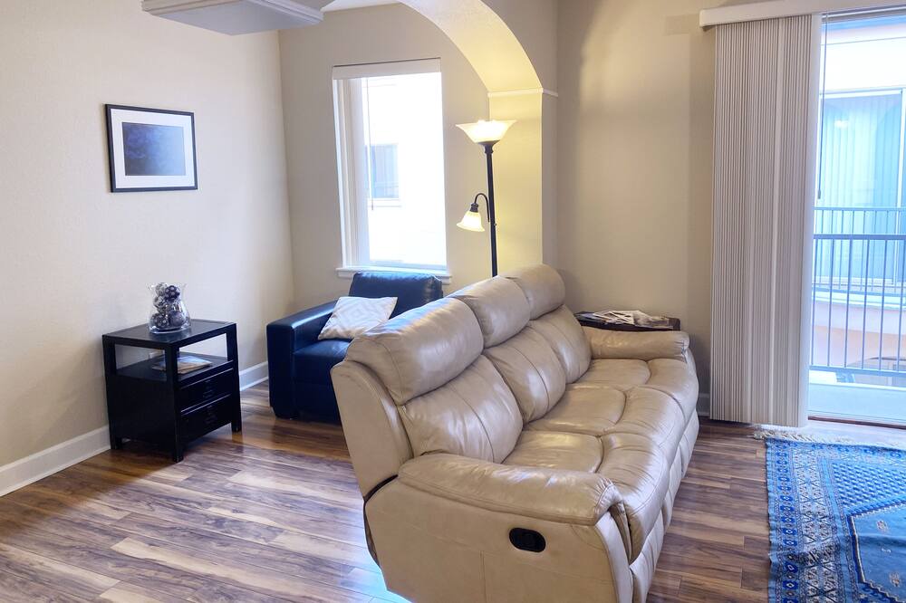 Photo of Livingroom in Frasier Meadows