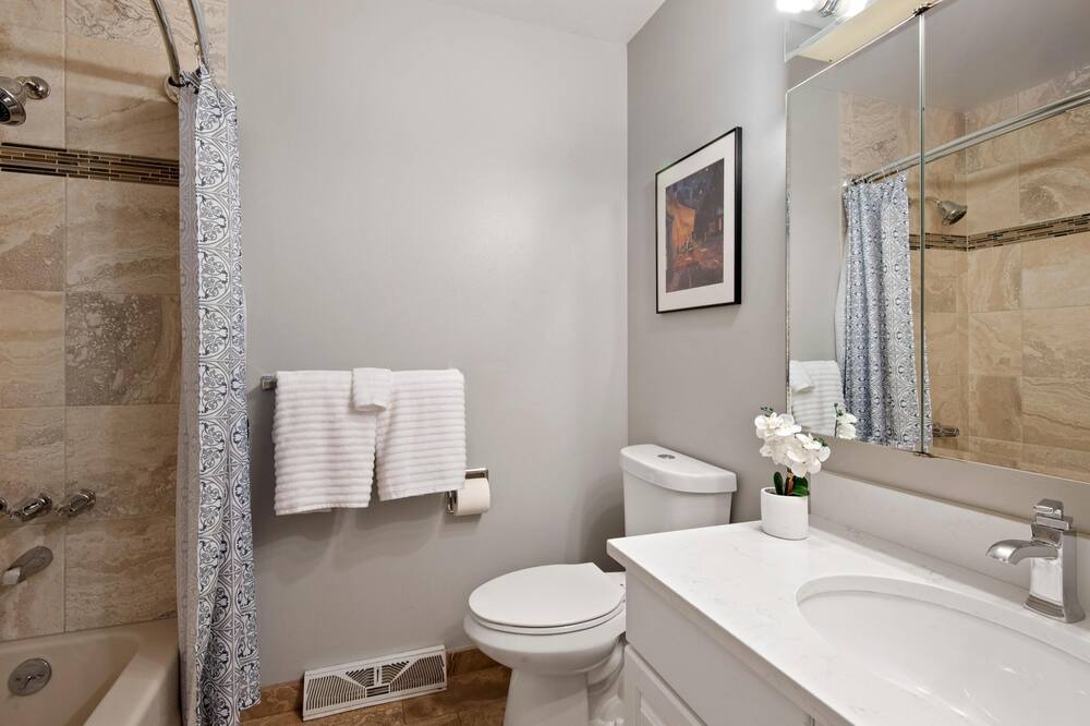 Photo of Bathroom in Coyote Gulch
