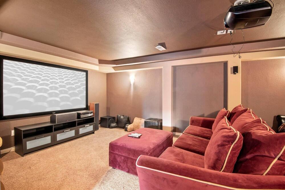 Photo of Livingroom in Coyote Gulch