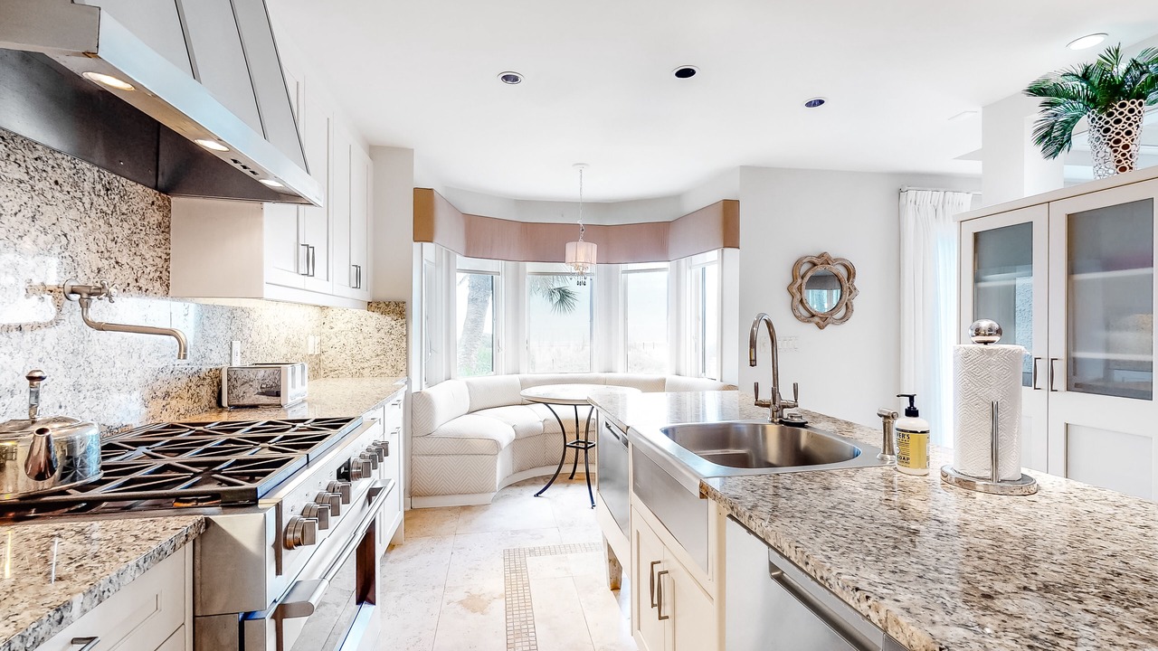 Photo of Kitchen in Beach Lagoon