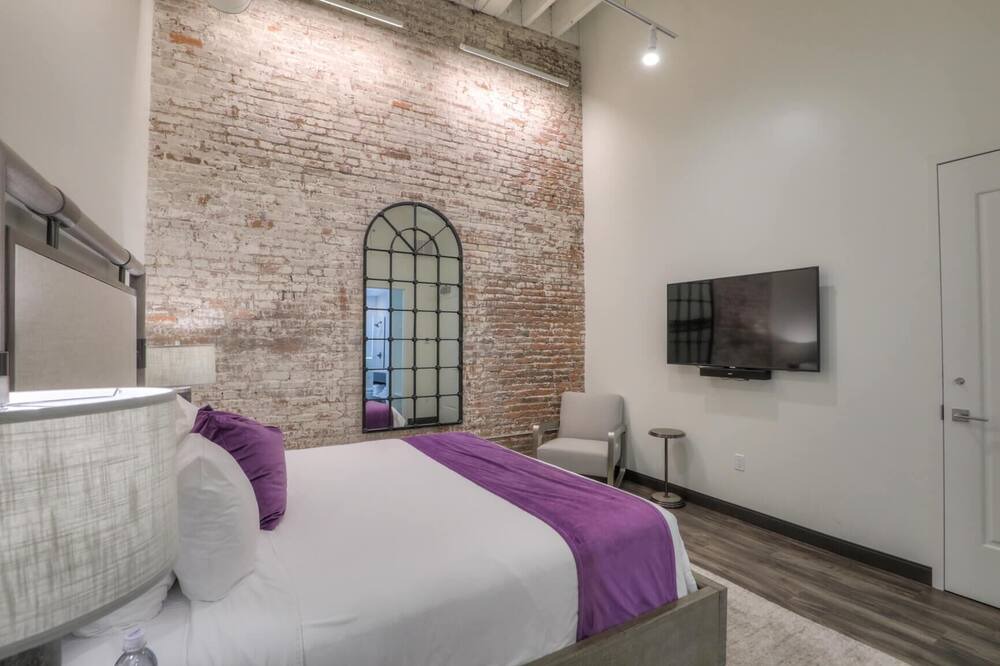 Photo of Bedroom in Downtown Nashville